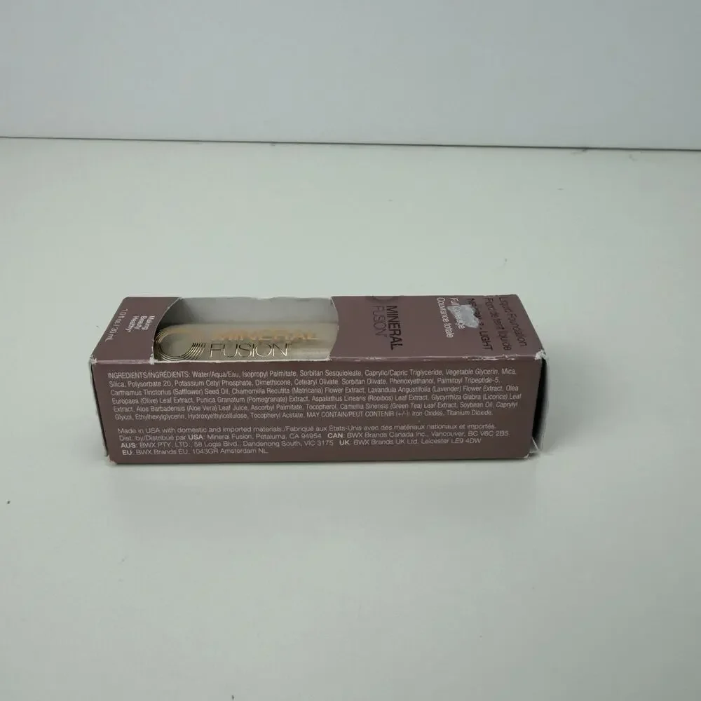 Mineral Fusion Liquid Foundation Neutral 2- Light New In Box 1.0 fl OZ